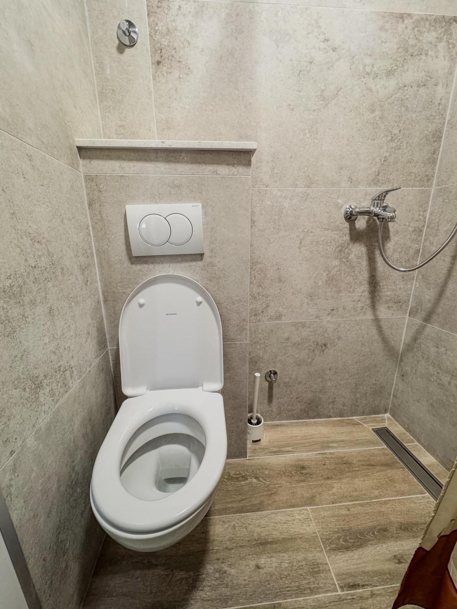 Residence Vukovic, Rezevici Ngoại thất bức ảnh